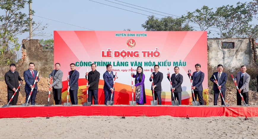 Bí thư Tỉnh ủy dự Lễ khởi công xây dựng làng văn hóa kiểu mẫu tại tổ dân phố Tam Quang thị trấn Gia Khánh huyện Bình Xuyên