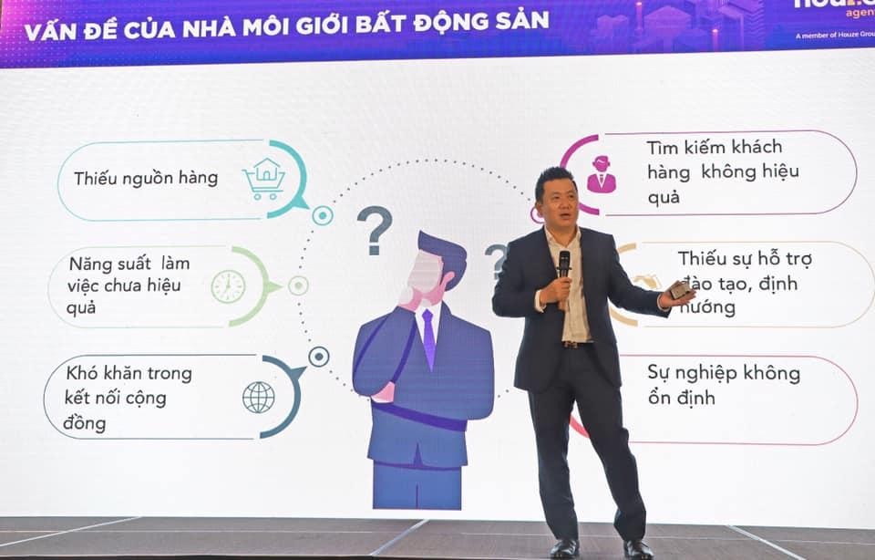 Ông Phạm Lâm, Nhà sáng lập hệ sinh thái Houze chia sẻ tại diễn đàn