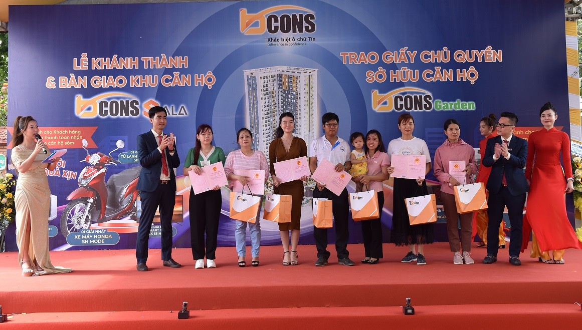 Kl994 game bài casino hấp dẫn Bcons trao 500 giấy chứng nhận quyền sở hữu căn hộ thuộc dự án Khu căn hộ Bcons Garden (đợt 1) cho khách hàng.