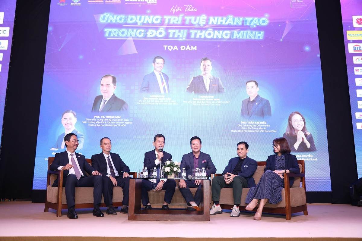 Toàn cảnh buổi Hội thảo: "Ứng dụng trí tuệ nhân tạo trong đô thị thông minh".