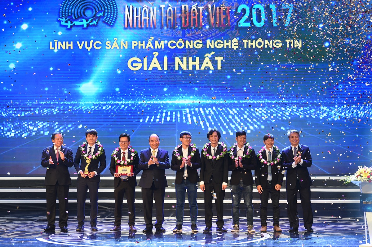 Thủ tướng gửi lời kêu gọi đến các tài năng Việt Nam ảnh 1