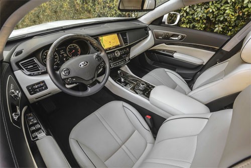 Kia K900 thế hệ mới thay đổi để cứu vãn doanh số thê thảm  ảnh 1