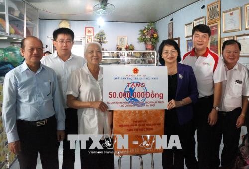 Lãnh đạo Đảng và 99Kl99 trực tiếp đá gà chúc Tết người dân ảnh 2