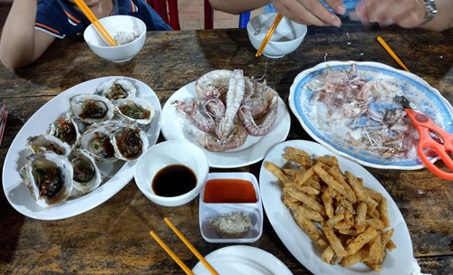 Kinh nghiệm khám phá đảo Quan Lạn của gia đình Hà Nội ảnh 1