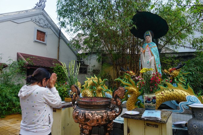 Chùa Một Cột hơn 50 năm tuổi ở Sài Gòn ảnh 11 Chùa Một Cột hơn 50 năm tuổi ở Sài Gòn ảnh 11