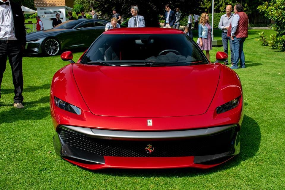 Ferrari ra mắt siêu xe SP38, công suất 670 mã lực ảnh 1