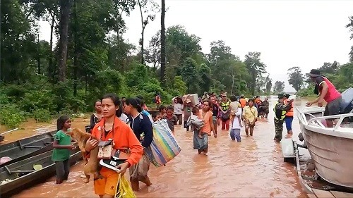 Vỡ đập ở Lào khiến nước về đồng bằng sông Cửu Long lên vào cuối tuần ảnh 1