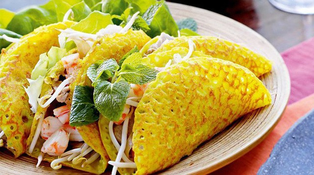 Những món ăn bán đầy vỉa hè Việt bất ngờ “nổi danh” trên báo Tây ảnh 6