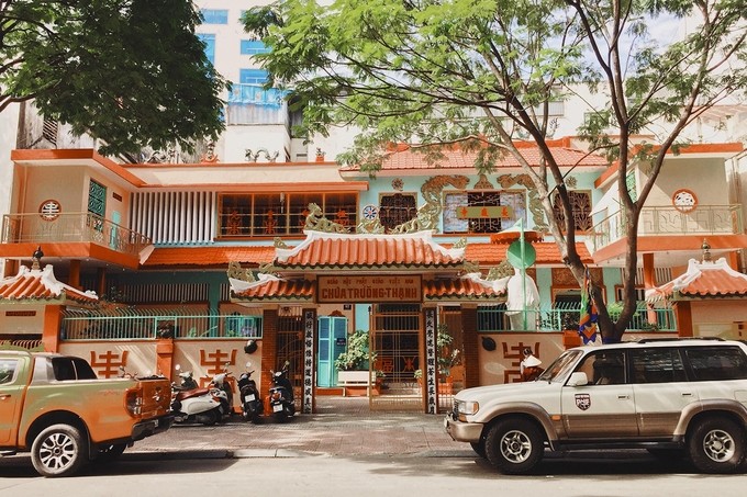 Những ngôi chùa cổ ở Sài Gòn cho chuyến hành hương đầu xuân ảnh 8
