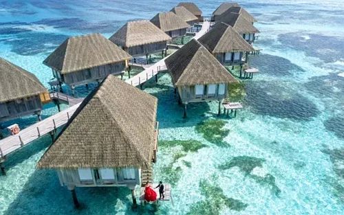 Những nơi đón nhiều máy bay riêng của giới siêu giàu nhất ảnh 1