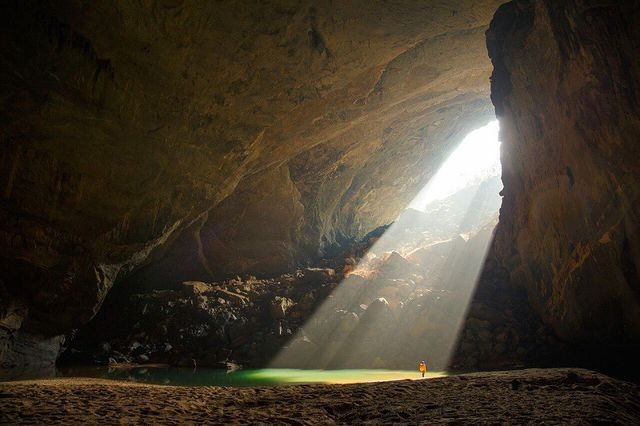 Khám phá hang Sơn Đoòng lọt top các cuộc phiêu lưu vĩ đại thế giới ảnh 1