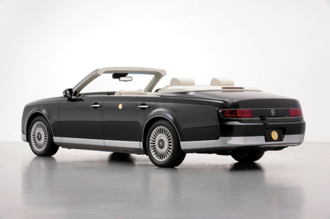 Toyota Century mui trần dành riêng cho tân Nhật hoàng ảnh 2