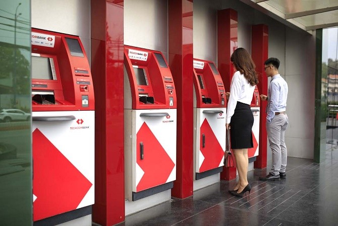 Techcombank liên tục dẫn đầu thị trường về mảng chuyển tiền qua kênh điện tử và thanh toán thẻ nội địa ảnh 1
