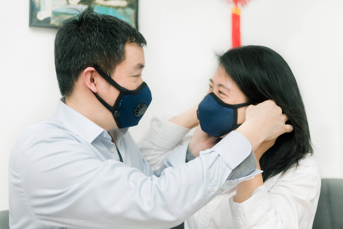 Bộ Y tế Singapore khuyến cáo: Để ngăn ngừa virus Vũ Hán hãy sử dụng khẩu trang phẫu thuật ảnh 1