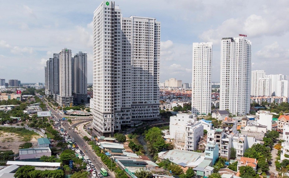 Địa ốc TP.HCM tăng nóng dọc trục Bắc - Nam ảnh 1
