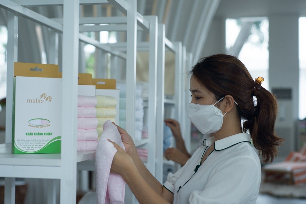 Phong Phú ra mắt sản phẩm khăn kháng khuẩn ảnh 2