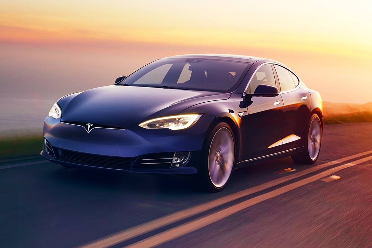 Tesla Model X.