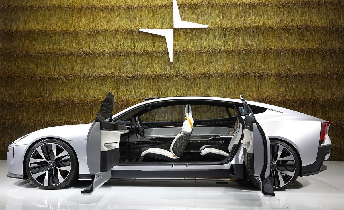 Polestar Precept: Mẫu sedan 4 cửa chạy điện của thương hiệu Polestar có tên gọi Precept trông giống như đang mới được lên ý tưởng, nhưng sự thật nó đã được đưa vào Kl994 nhà cái bóng đá world cup. Theo Polestar, hãng sẽ tiến tới việc loại bỏ các vật liệu truyền thống như da, gỗ và chrome để định nghĩa một chuẩn mực mới cho sự sang trọng trong xe hơi. Là một mẫu xe ý tưởng, mọi thông số kỹ thuật về Precept đều được giấu kín - ngoại trừ việc nó là xe điện.