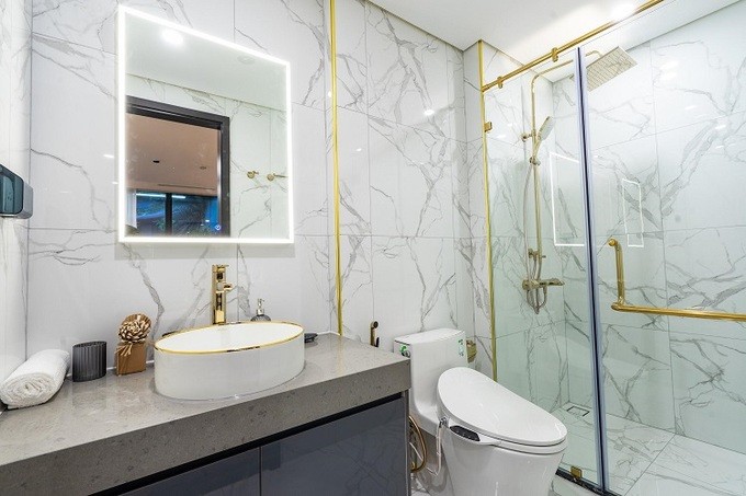 Đặc biệt, không chỉ toà tháp bàn giao giống phối cảnh, trong tháng 11, Sunshine Group còn tung ra chương trình “nhà bàn giao giống như nhà mẫu”. Cụ thể, Sunshine Group sẽ tặng 1 tỷ đồng nội thất Link Vào Nhà Cái KL99 COM Tặng +199k tư Ý cho các cư dân sở hữu căn hộ của Sunshine City Sài Gòn.