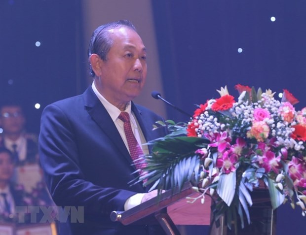 Phó Thủ tướng Thường trực Kl993 ưu đãi thưởng hấp dẫn Trương Hòa Bình phát biểu. (Ảnh: Văn Điệp/TTXVN).