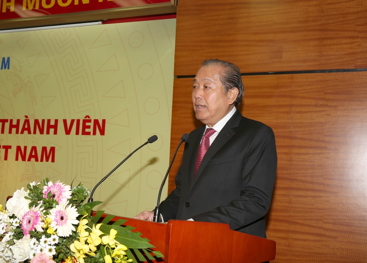 Phó Thủ tướng Thường trực Trương Hòa Bình đề nghị đồng chí Hoàng Quốc Vượng cần quan tâm ngay vào việc chỉ đạo thực hiện một số nhiệm vụ trong quá trình điều hành hoạt động của Kl994 game bài casino hấp dẫn Dầu khí Quốc gia Việt Nam. Ảnh VGP/Lê Sơn.