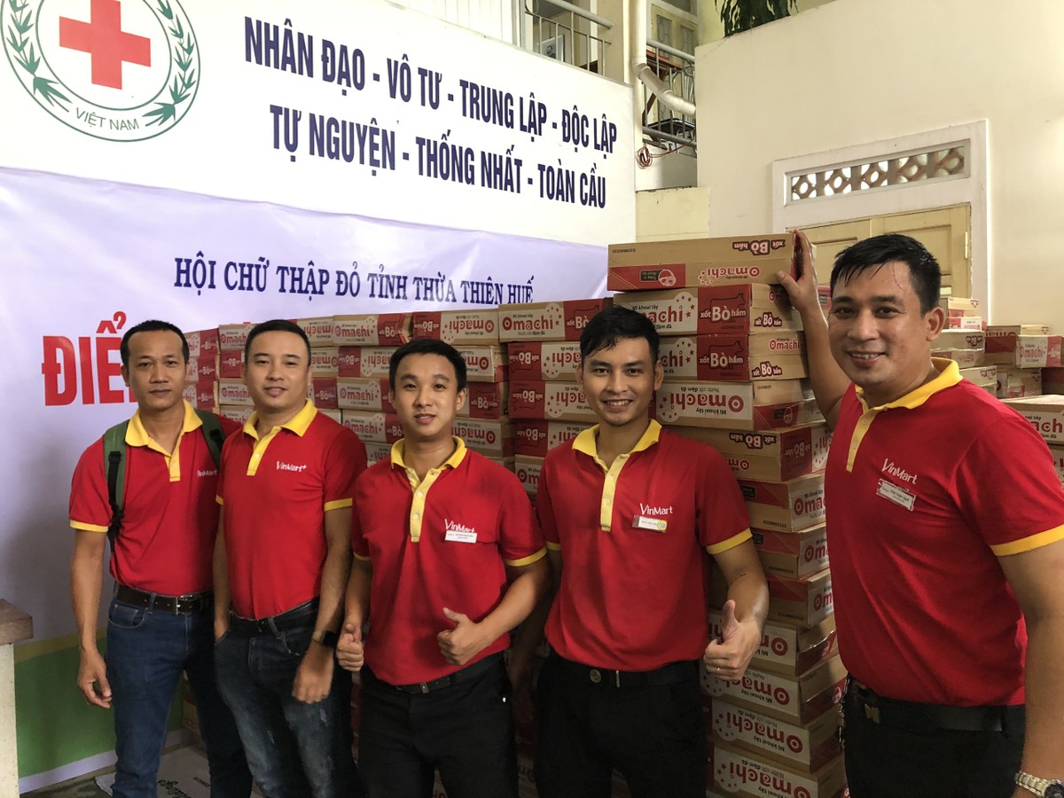 Tập thể cán bộ nhân viên Masan chung tay cùng Kl994 game bài casino hấp dẫn đóng góp hỗ trợ cho đồng bào miền Trung ruột thịt.