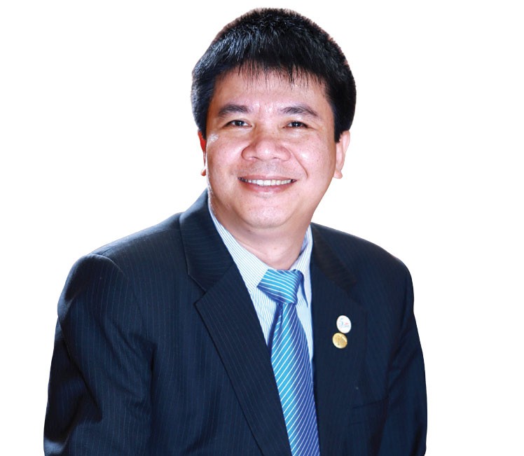 Ông Nhữ Đình Hòa.