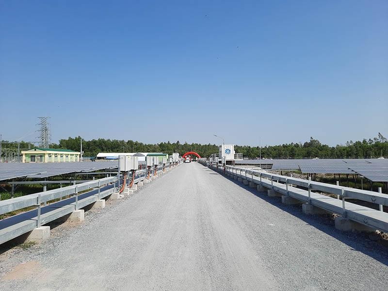 Nhà máy Điện mặt trời Hậu Giang có công suất 35 MWp.
