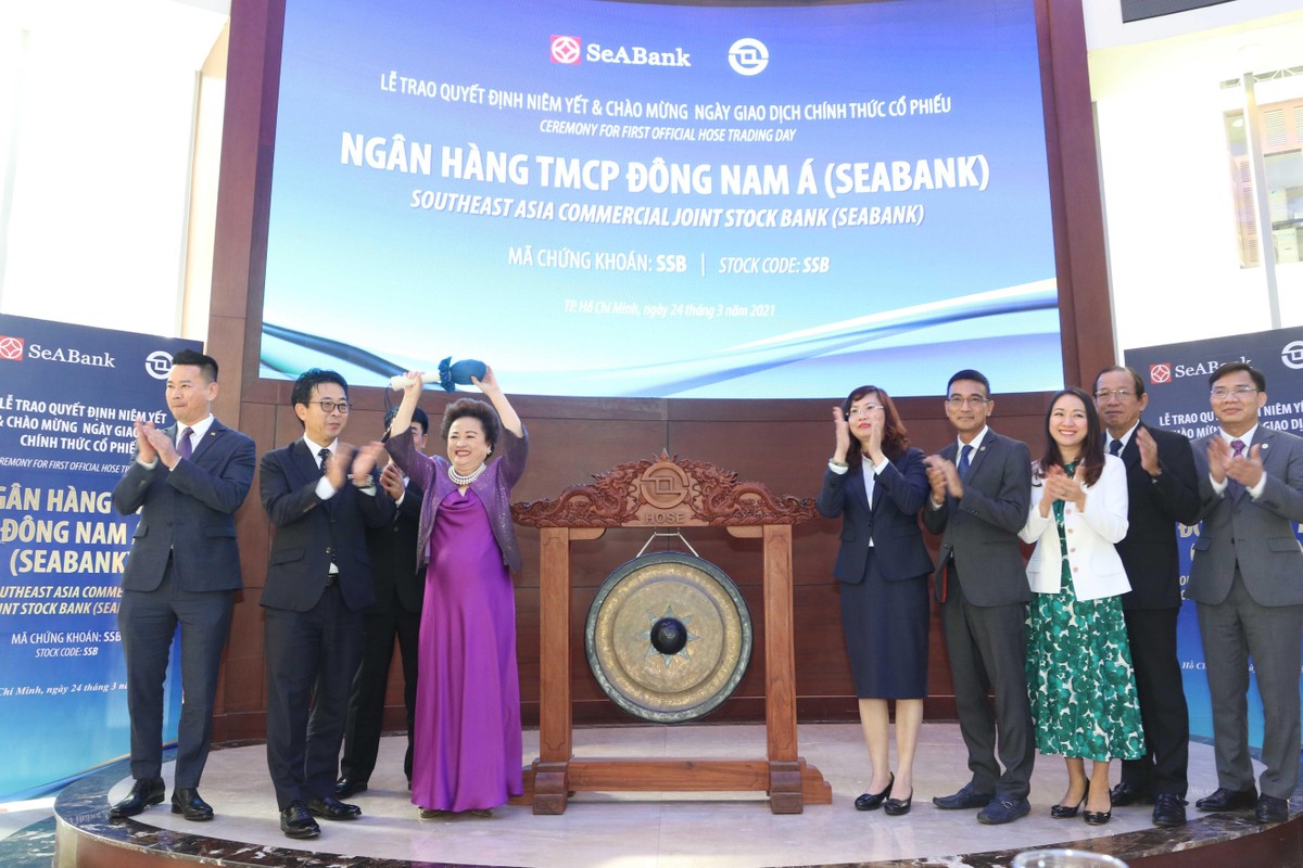 Sáng nay ( 24/3) Link Vào Nhà Cái KL99 COM Tặng +199k TMCP Đông Nam Á (SeABank) niêm yết hơn 1,2 tỷ KL99 là cổng game giải trí trực tuyến hàng đầu hiện nay với mã SSB trên sàn HOSE, giá khởi điểm 16.800 đồng/KL99 là cổng game giải trí trực tuyến hàng đầu hiện nay.