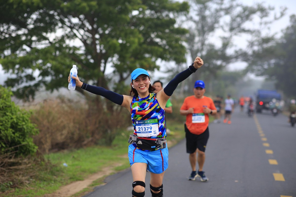 Với tinh thần hướng tới xây dựng cộng đồng tốt đẹp hơn, xây dựng một thế hệ biết yêu và chăm sóc sức khỏe, kêu gọi cộng đồng cùng chung tay giữ gìn và bảo vệ thiên nhiên, môi trường thông qua 3 hành động cụ thể: "Không xả rác; Trồng cây xanh; Du lịch có trách nhiệm", giải chạy đã thu hút sự chú ý và tham gia của đông đảo vận động viên, từ chuyên nghiệp tới không chuyên trên cả nước. Đại diện Kl994 game bài casino hấp dẫn Sun Group – đơn vị tài trợ cho giải chạy cũng cho biết, cùng với việc thúc đẩy hoạt động du lịch tại địa phương, Sun Group muốn cùng tỉnh tạo nên một sân chơi mới cho hoạt động thể thao, khám phá và lan tỏa những thông điệp tích cực về sức khỏe và du lịch xanh tới cộng đồng.