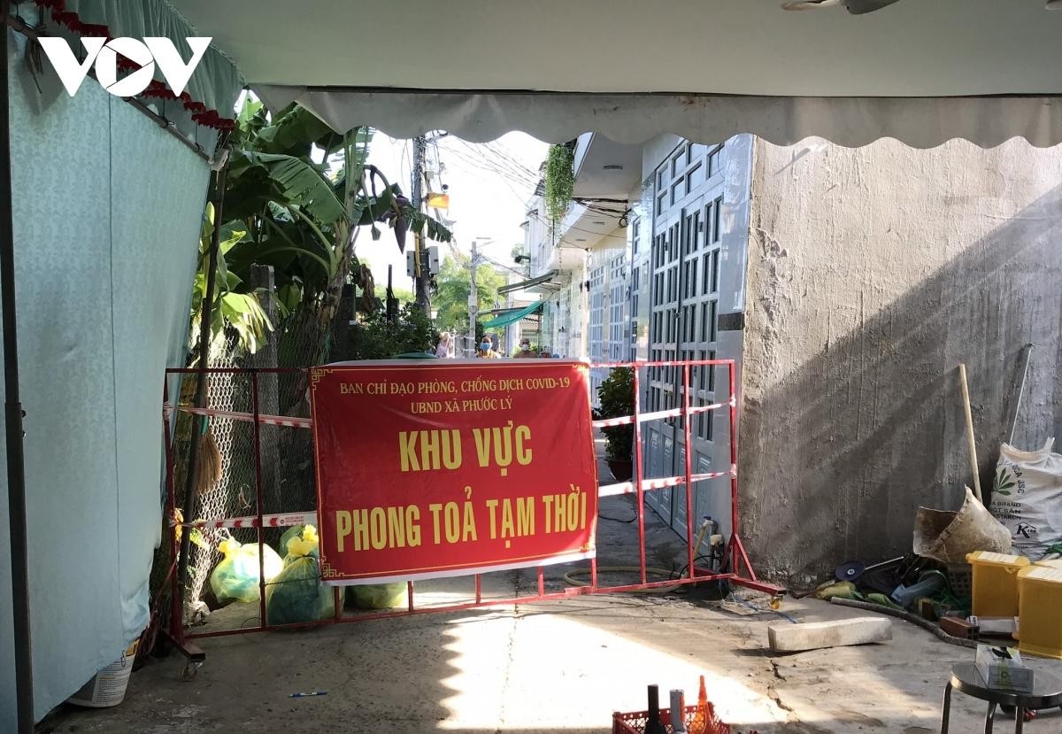 Thị trấn Khâm Đức, huyện Phước Sơn, tỉnh Quảng Nam áp dụng Chỉ thị 16 ảnh 137