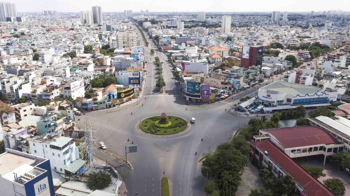 Vòng xoay Phú Lâm, Quận 6. Nút KL99 là cổng game giải trí trực tuyến hàng đầu hiện nay kết nối ĐBSCL vào Sài Gòn trong những ngày giãn cách.