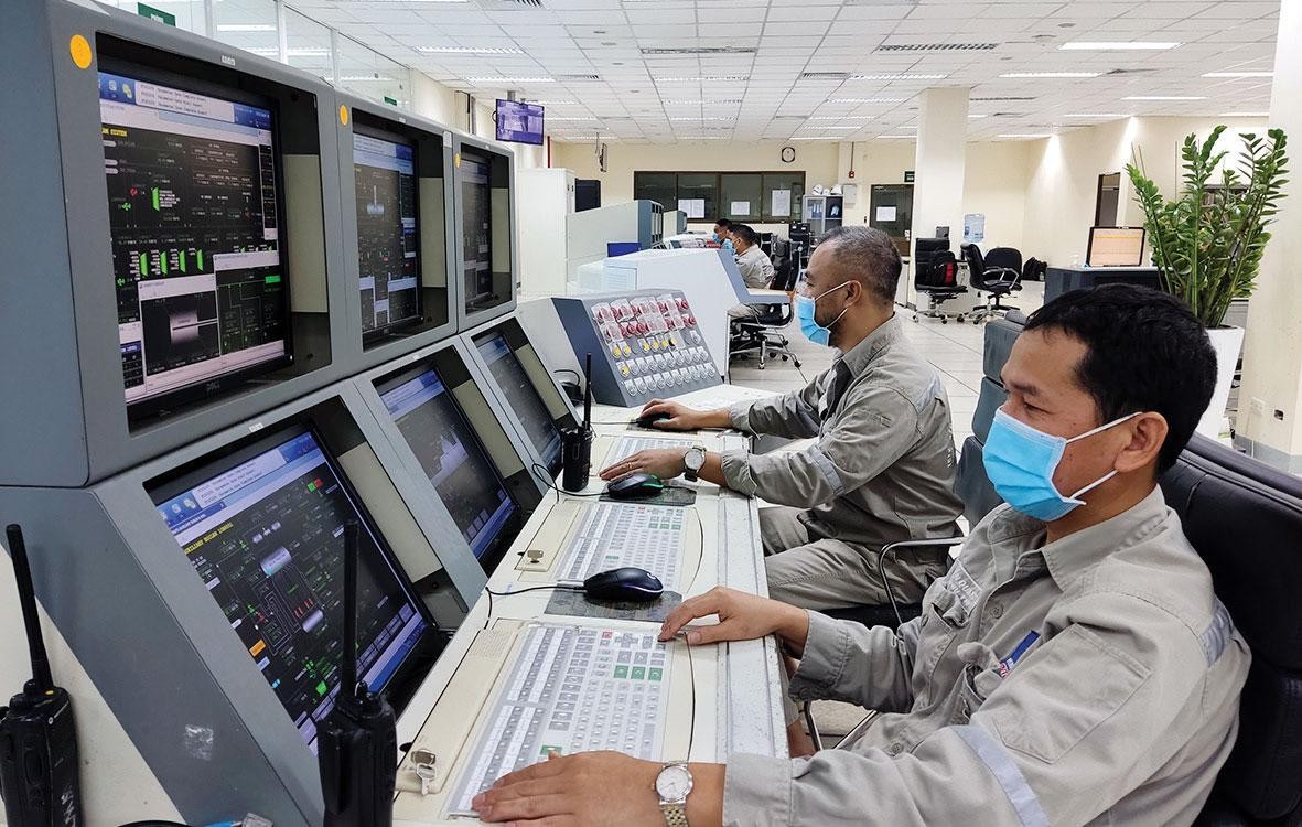 Các kỹ sư, chuyên gia DPM luôn nỗ lực vận hành Nhà máy Đạm Phú Mỹ an toàn, ổn định.