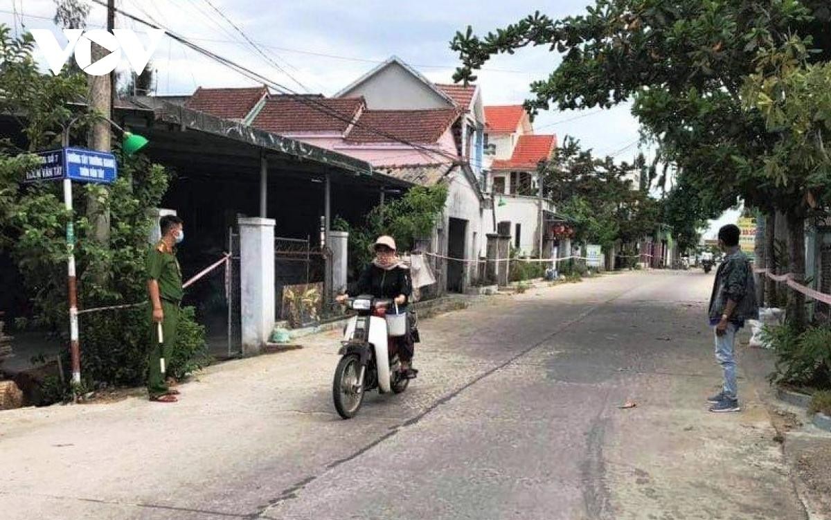 Thị trấn Khâm Đức, huyện Phước Sơn, tỉnh Quảng Nam áp dụng Chỉ thị 16 ảnh 257