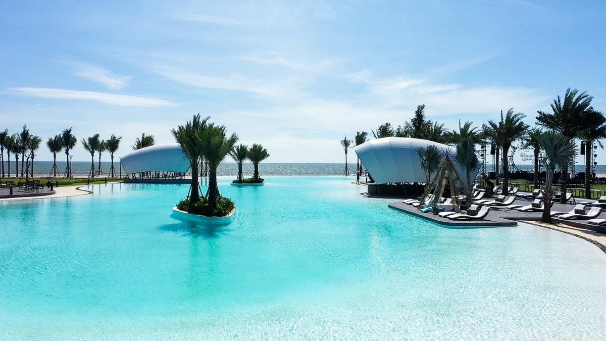 Hồ bơi đại dương tràn bờ Ocean Pool đã hoàn thiện.