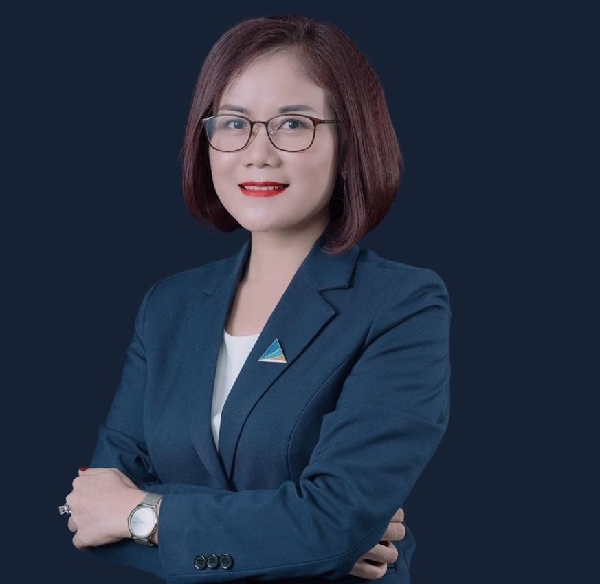 Bà Hoàng Thị Kim Dung - Giám Đốc Kl992 VIP Trang Chủ 2026 Đất xanh miền Bắc.
