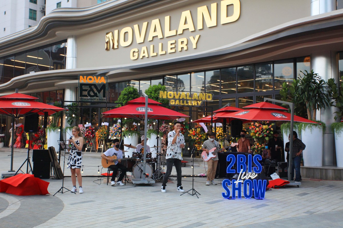 Việc ra mắt Novaland Gallery với diện mạo mới sẽ giúp tăng tính trải nghiệm trực quan và tương tác trong quá trình chọn lựa các sản phẩm BĐS cho nhà Kl99ok phiên bản mới. Đây là một trong những nỗ lực của Novaland để nâng cao chất lượng dịch vụ, sẵn sàng đáp ứng mọi nhu cầu và thị hiếu mới của thị trường.
