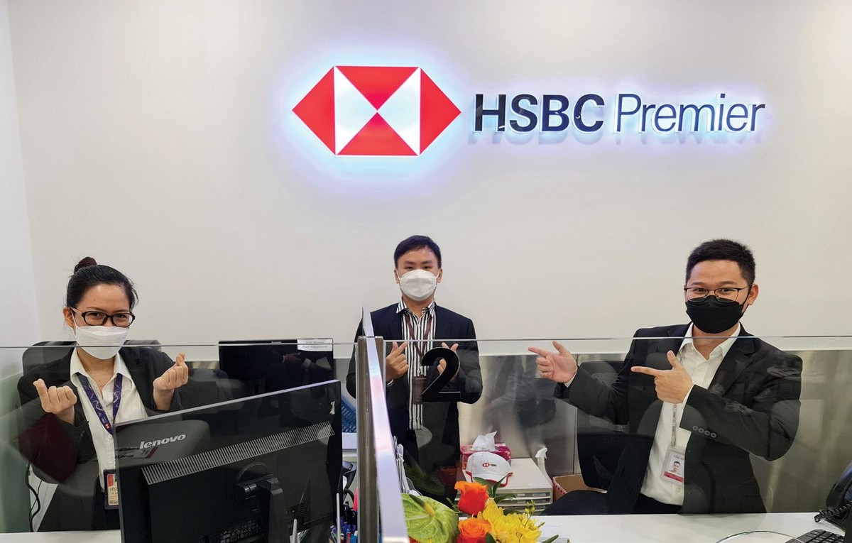 Nếu quên mất khách hàng của mình là ai, hoặc không lắng nghe họ, cuối cùng bạn sẽ không còn phù hợp với khách hàng nữa.