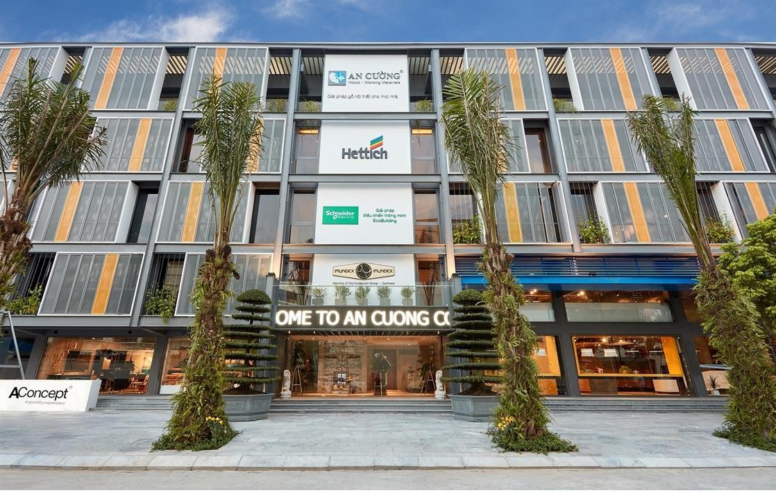 Showroom An Cường tại 10 Chương Dương Độ, Hoàn Kiếm, Hà Nội.