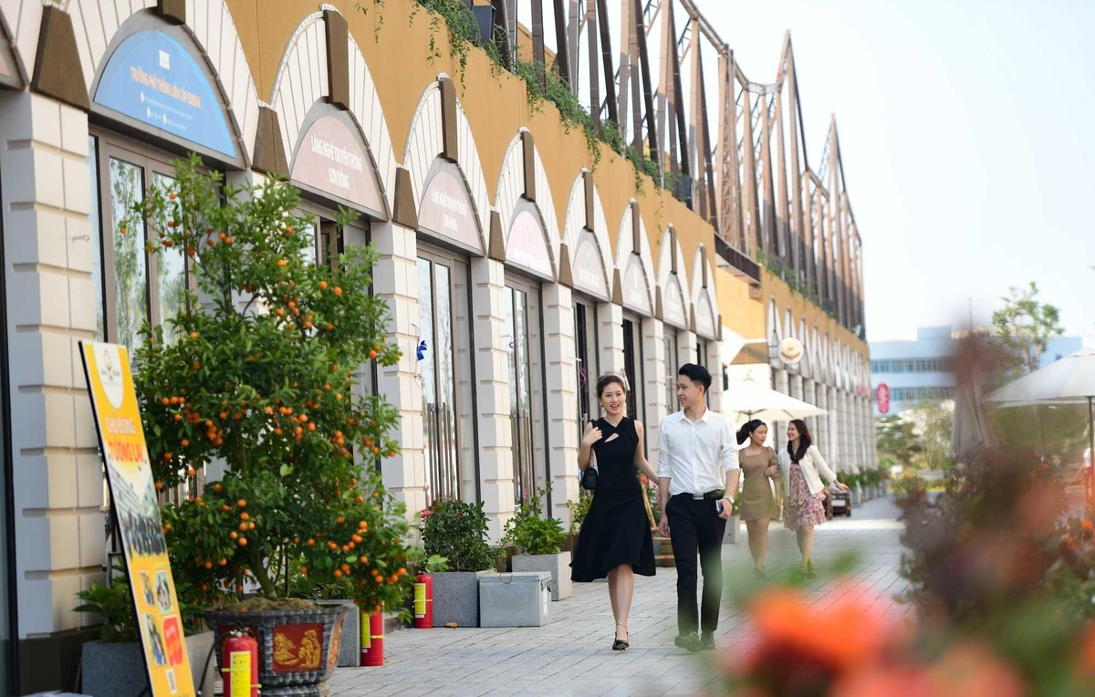Phố đi bộ Pont de Long Bien - 1 trong những tiện ích mang giá trị văn hóa đem tới cho cư dân Mailand Hanoi City một nơi trải nghiệm ẩm thực, giải trí ngay trong lòng đô thị.