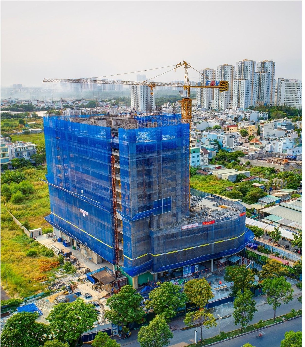 Viva Plaza đã hoàn thiện đầy đủ pháp lý và xây đến tầng 14.