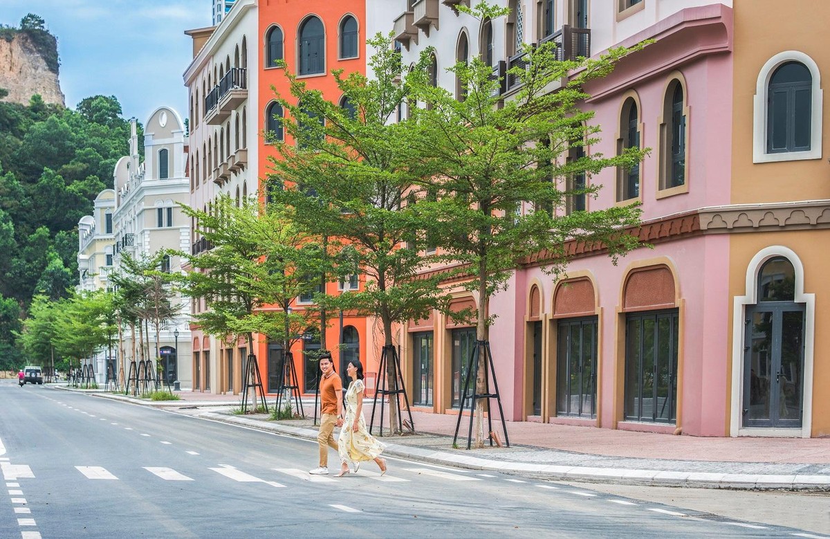 Shophouse Europe sẵn sàng bàn giao sớm trước mùa du lịch hè 2022.