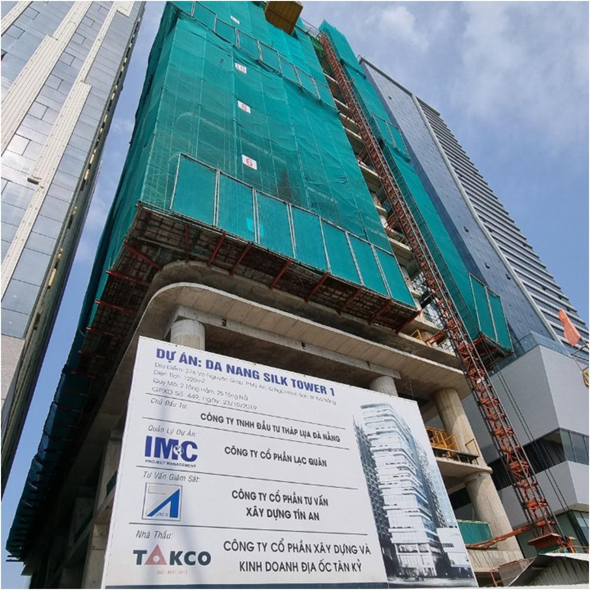 TKC là nhà thầu xây dựng của dự án Silk Tower Đà Nẵng - mô hình căn hộ du lịch co-living đầu tiên tại Đà Nẵng với tổng mức Kl99ok phiên bản mới hơn 313 tỷ đồng.