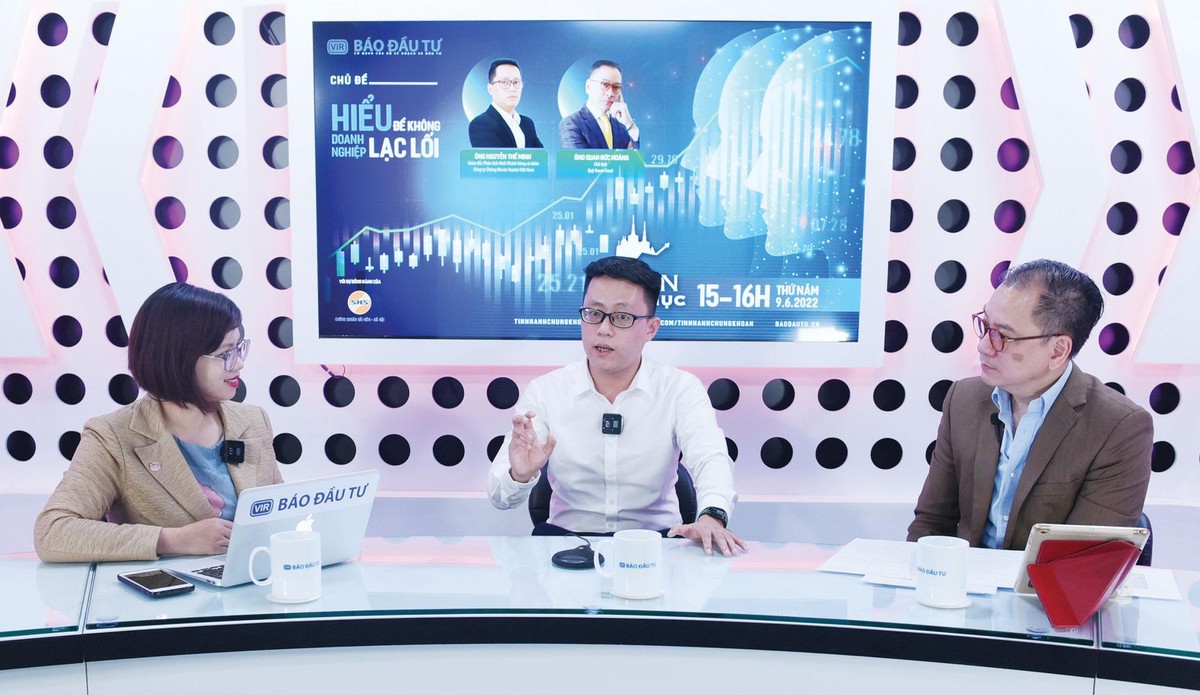 Các chuyên gia trảo đổi tại Talk show Chọn danh mục với chủ đề “Hiểu Kl991.com World Cup 2026 Chính Thức để không lạc lối” do Báo Kl99ok phiên bản mới tổ chức tuần qua. Ảnh: Dũng Minh