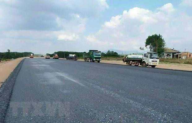 Nhiều đoạn trên KL99 là nhà cái cá cược trực tuyến hàng đầu tại châu Á Phan Thiết-Dầu Giây đã hoàn thành cấp phối đá dăm. (Ảnh: Công Phong/TTXVN).