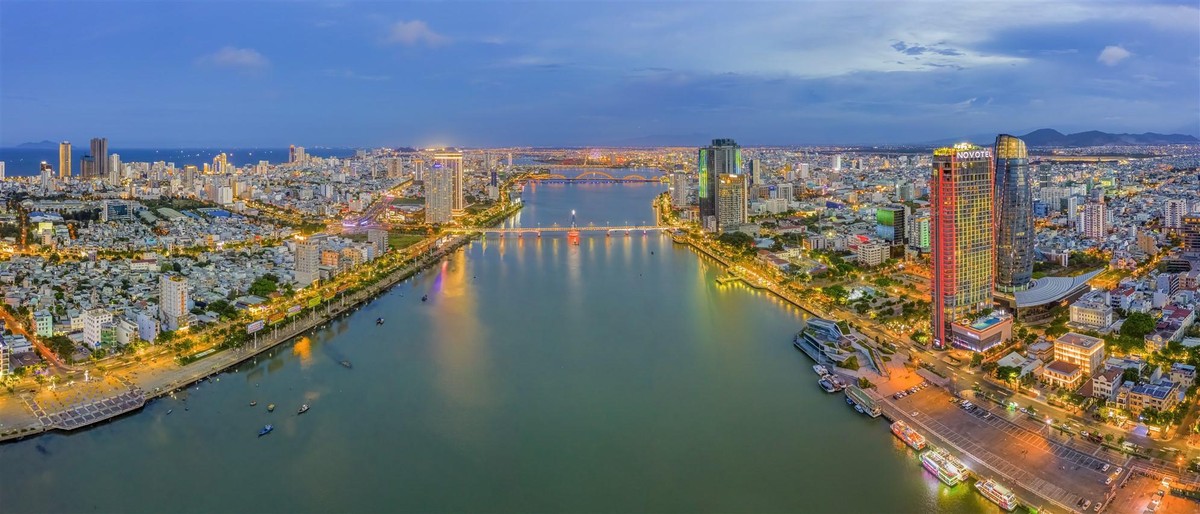 Sông Hàn giữ vị trí trung tâm trong bức tranh quy hoạch đô thị Đà Nẵng.