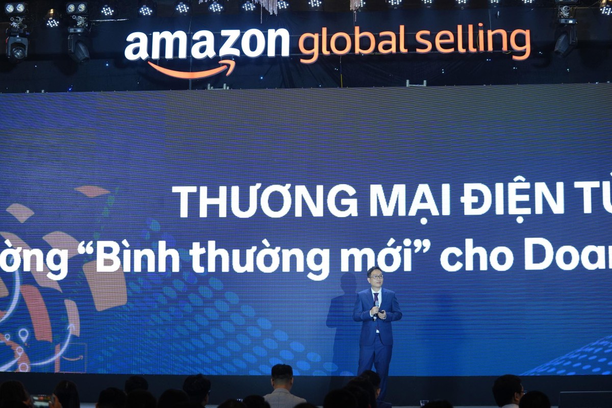 Ông Gijae Seong - Giám đốc Điều hành Amazon Global Selling Việt Nam chia sẻ tại lễ khai mạc.