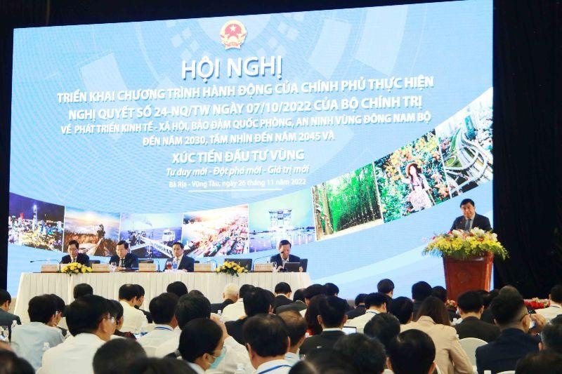 Bộ trưởng Nguyễn Chí Dũng chính thức công bố Chương trình hành động của Kl993 ưu đãi thưởng hấp dẫn thực hiện Nghị quyết 24-NQ/TW Ảnh: Lê Toàn