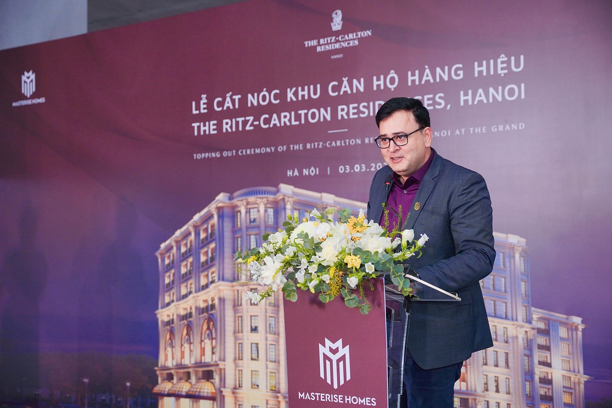 Ông Naved Agha, Phó Giám đốc Khối Phát triển dự án, Masterise Homes phát biểu tại sự kiện. Ảnh: Masterise Homes.