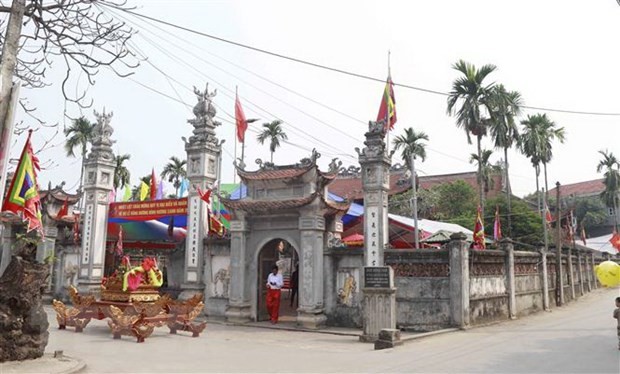 Cụm đình Hương Canh thờ chung 6 vị thành hoàng. (Ảnh: Hoàng Hùng/TTXVN).